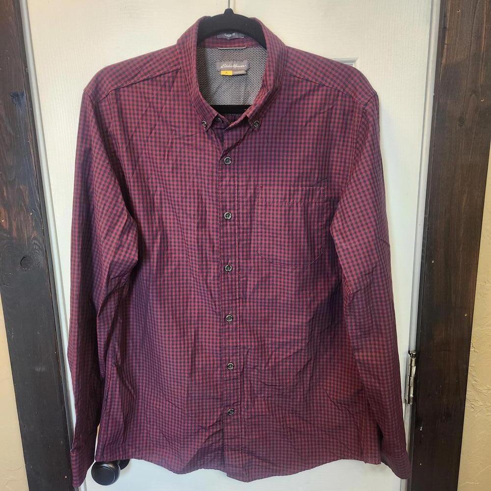 Eddie Bauer Classic Fit Checkered Button-Up Shirt - Men’s Medium
